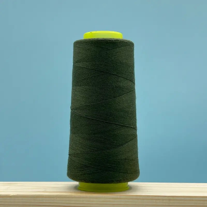 Bobine de Fil à Coudre Bleu – Fil Résistant Polyester pour Machine et Couture à la Main