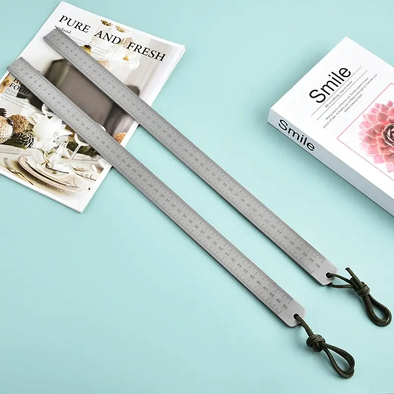 Règle Métallique 50 cm en Acier Inoxydable – Outil de Mesure Précis avec Graduation Double Face