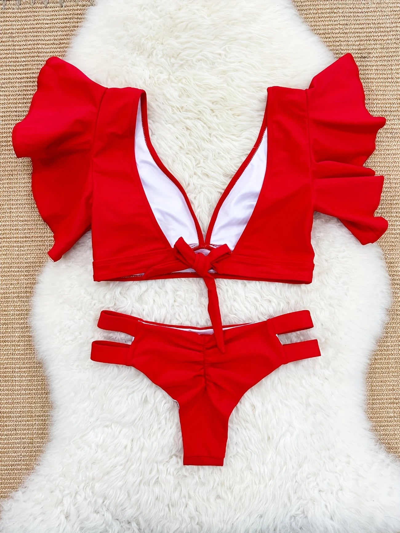 Maillot de Bain Rouge Femme Deux Pièces – Haut Volants & Culotte Découpée Sexy
