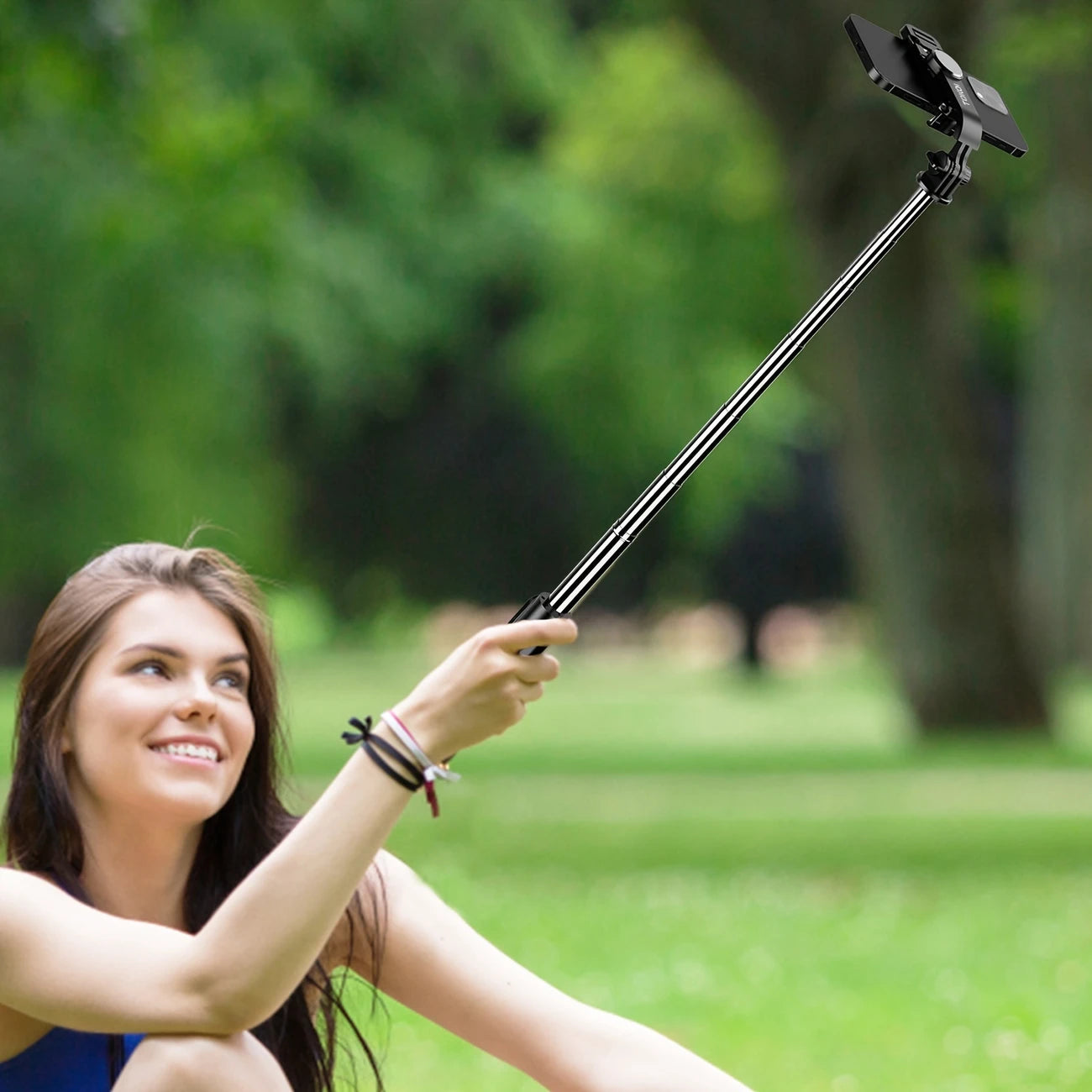 Trépied Selfie Stick avec Télécommande Bluetooth – Support Smartphone Réglable 360° pour Photos et Vidéos HD