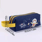 Trousse Scolaire Enfant à Double Fermeture Éclair – Motif Astronaute et Fusée