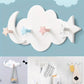 Patère murale nuage et étoiles pour chambre bébé – Porte-manteau décoratif bois pastel