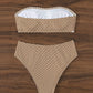 Bikini bandeau texturé – Maillot 2 pièces taille haute avec détails festonnés blancs