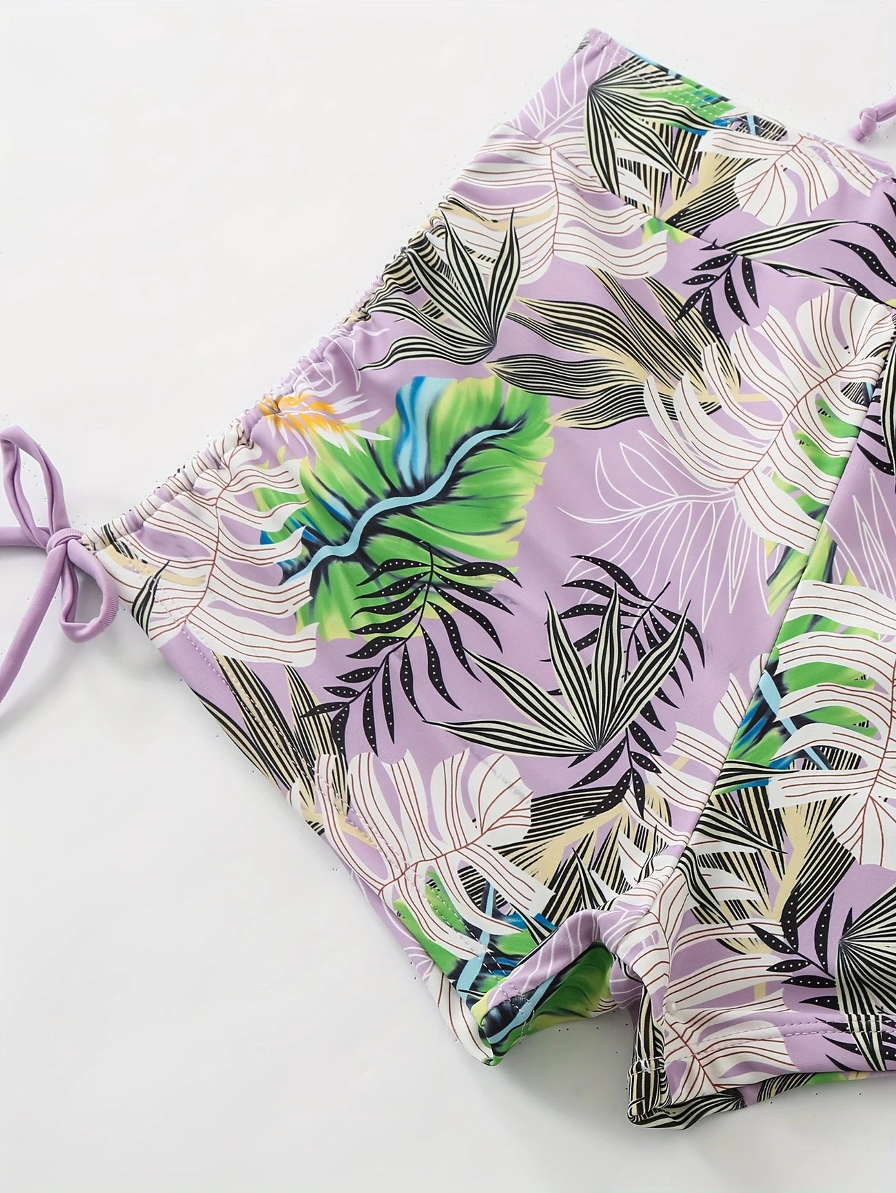Ensemble de Plage Femme 2 Pièces – Haut Froncé et Short Imprimé Tropical