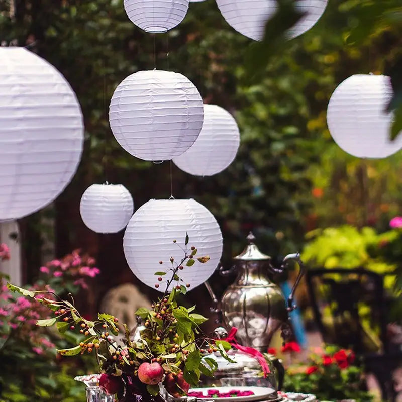 Lanternes LED suspendues pour extérieur – Ambiance romantique pour dîners, mariages et fêtes en plein air