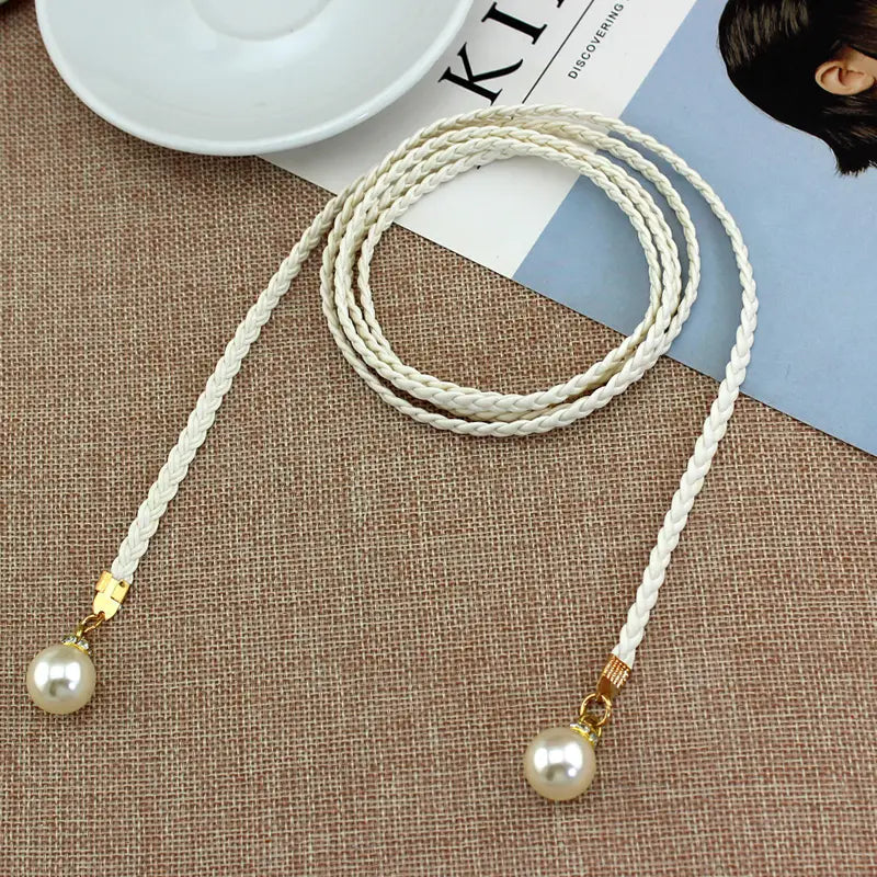 Ceinture femme fine tressée rouge avec perles – Accessoire chic et élégant
