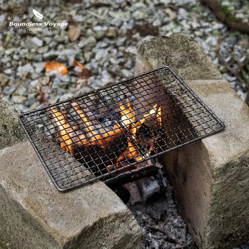 Grille de barbecue en acier inoxydable – Accessoire compact et résistant pour camping, pique-nique et cuisine d’extérieur