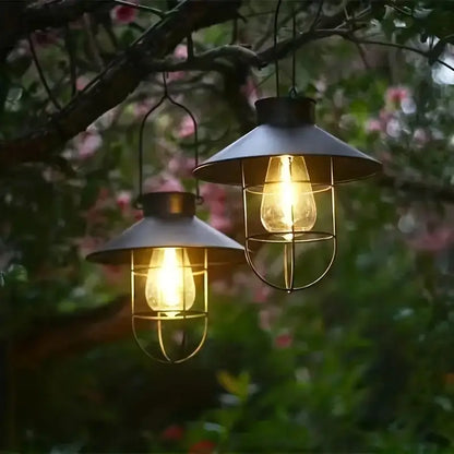 Ampoule LED Vintage Suspendue – Éclairage Ambre Chaud pour Extérieur ou Terrasse – Style Rétro Industriel