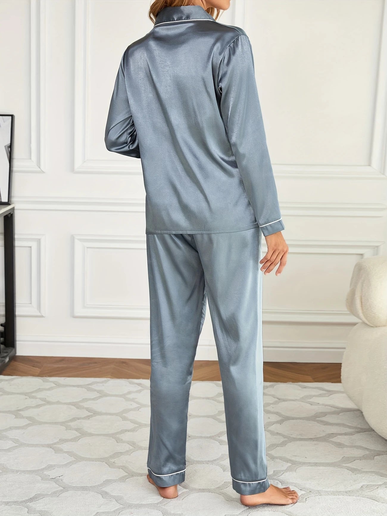 Pyjama Femme Satin Chic – Ensemble Long avec Chemise Boutonnée & Pantalon Fluide, Lingerie de Nuit Élégante et Confortable