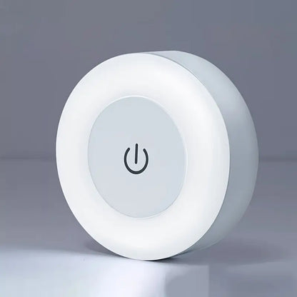 Veilleuse LED Murale Ronde avec Capteur Tactile – Éclairage de Nuit Portable et Économique pour Chambre, Couloir et Bébé