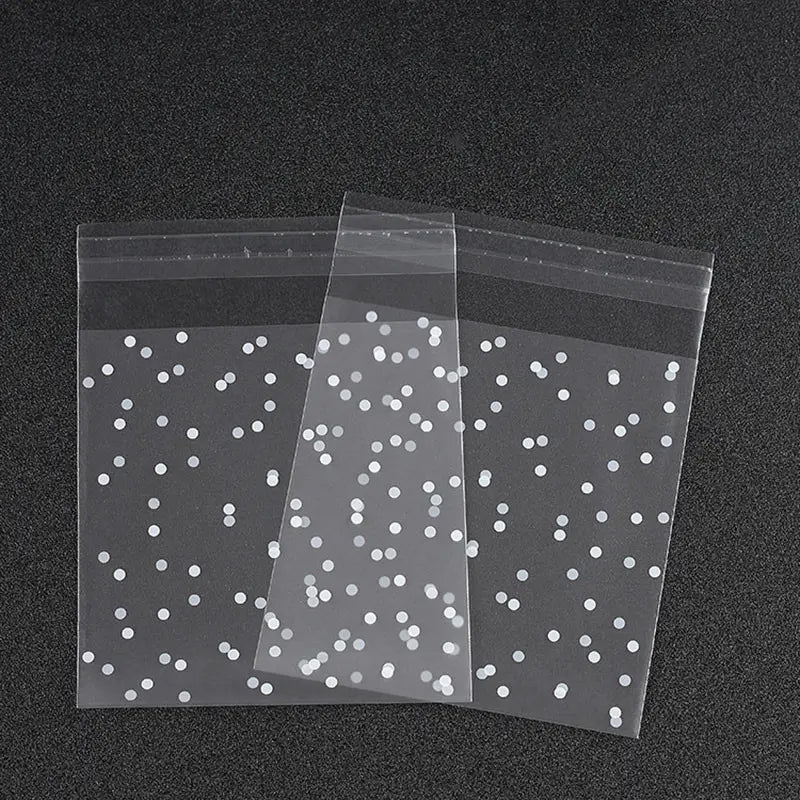 Sachets Plastique Transparent à Pois Blancs – Lot de Pochettes Autocollantes 7x7 cm pour Confiseries et Petits Cadeaux