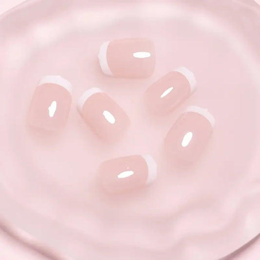 Faux ongles mariage femme – Kit french manucure nude élégante pour mariée et demoiselles d’honneur