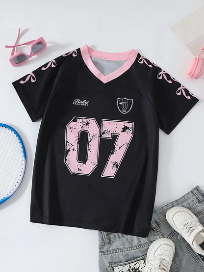 T-shirt fille noir style sportif avec numéro 07