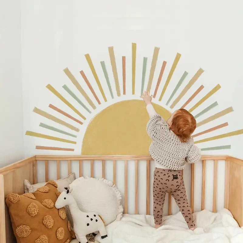 Sticker mural soleil bohème – Déco murale colorée pour chambre d’enfant, crèche ou espace de jeu