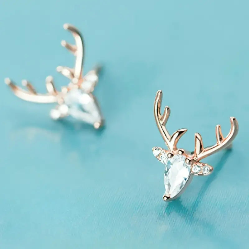 Boucles d’Oreilles Enfant Cerf Doré avec Strass – Bijou Fantaisie Original et Élégant