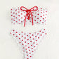 Bikini bandeau à cœurs avec laçage – Maillot 2 pièces irrésistible et féminin