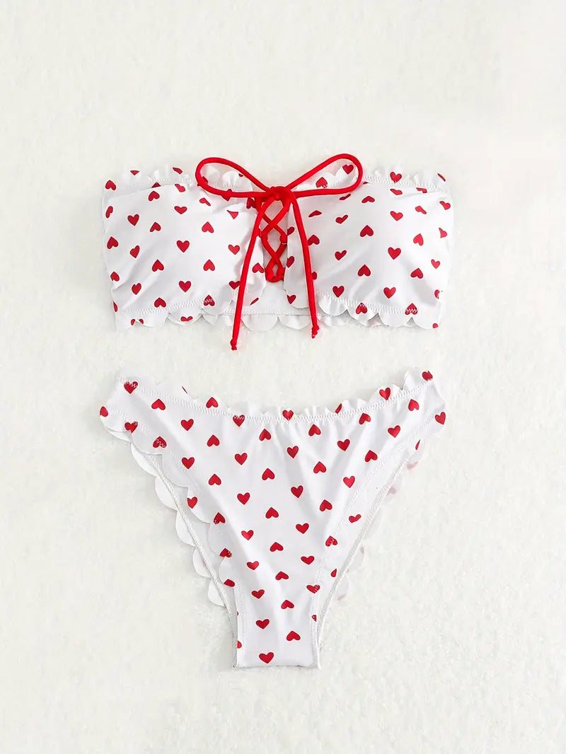 Bikini bandeau à cœurs avec laçage – Maillot 2 pièces irrésistible et féminin