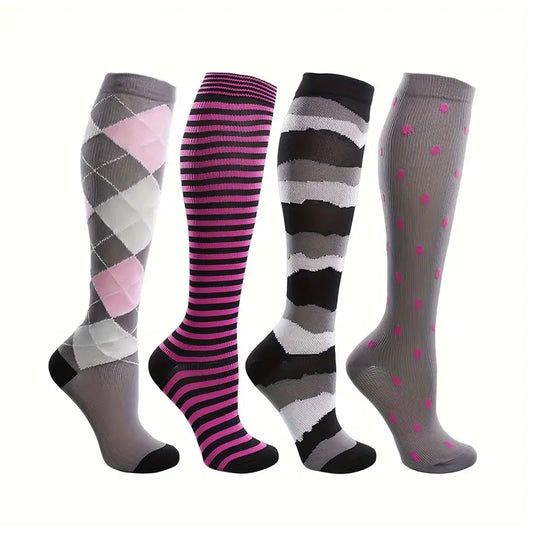 Lot de 4 paires de chaussettes hautes homme – Motifs rayures et cœurs, style fantaisie noir et blanc