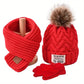 Ensemble Bonnet Pompon – Écharpe Tricot et Gants Enfant, coloris Rouge