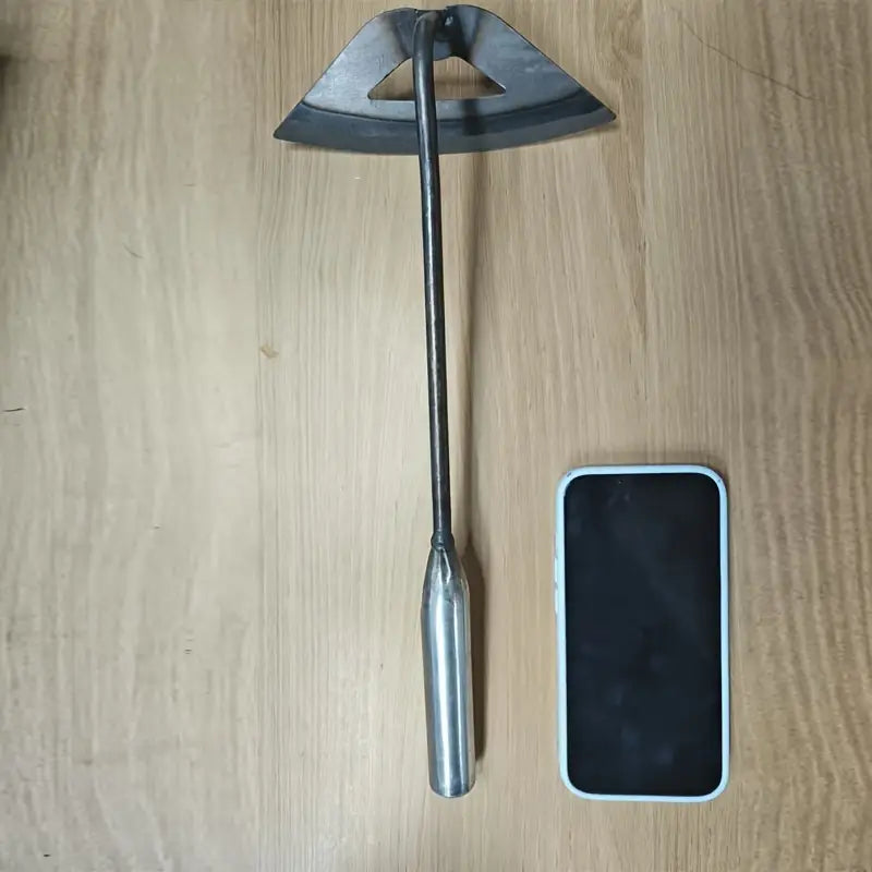 Sarcloir oscillant en acier – Outil de désherbage manuel robuste pour potager, parterre et terrain sec