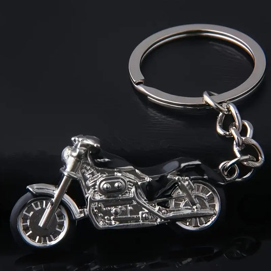 Porte-clés moto en métal – Breloque biker vintage colorée pour homme