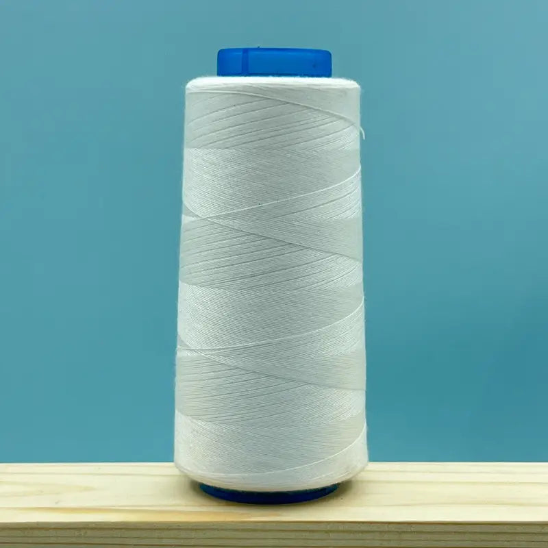 Bobine de Fil à Coudre Bleu – Fil Résistant Polyester pour Machine et Couture à la Main