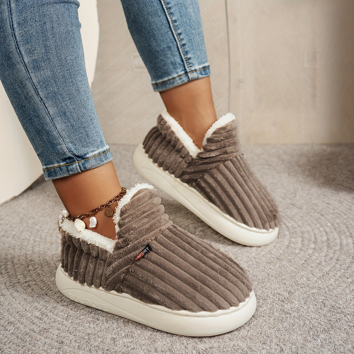 Chaussons femme en polaire