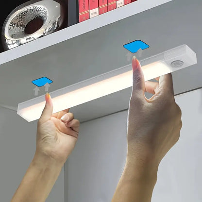 Barre Lumineuse LED avec Détecteur de Mouvement – Éclairage Intelligent Sans Fil pour Placards et Cuisines
