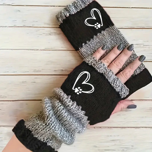 Mitaines Tricotées à la Main avec Motif Cœur – Accessoire Doux et Unique pour Broderie et Hiver