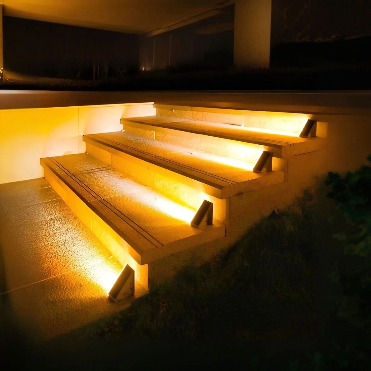 Un escalier sûr et joliment mis en lumière