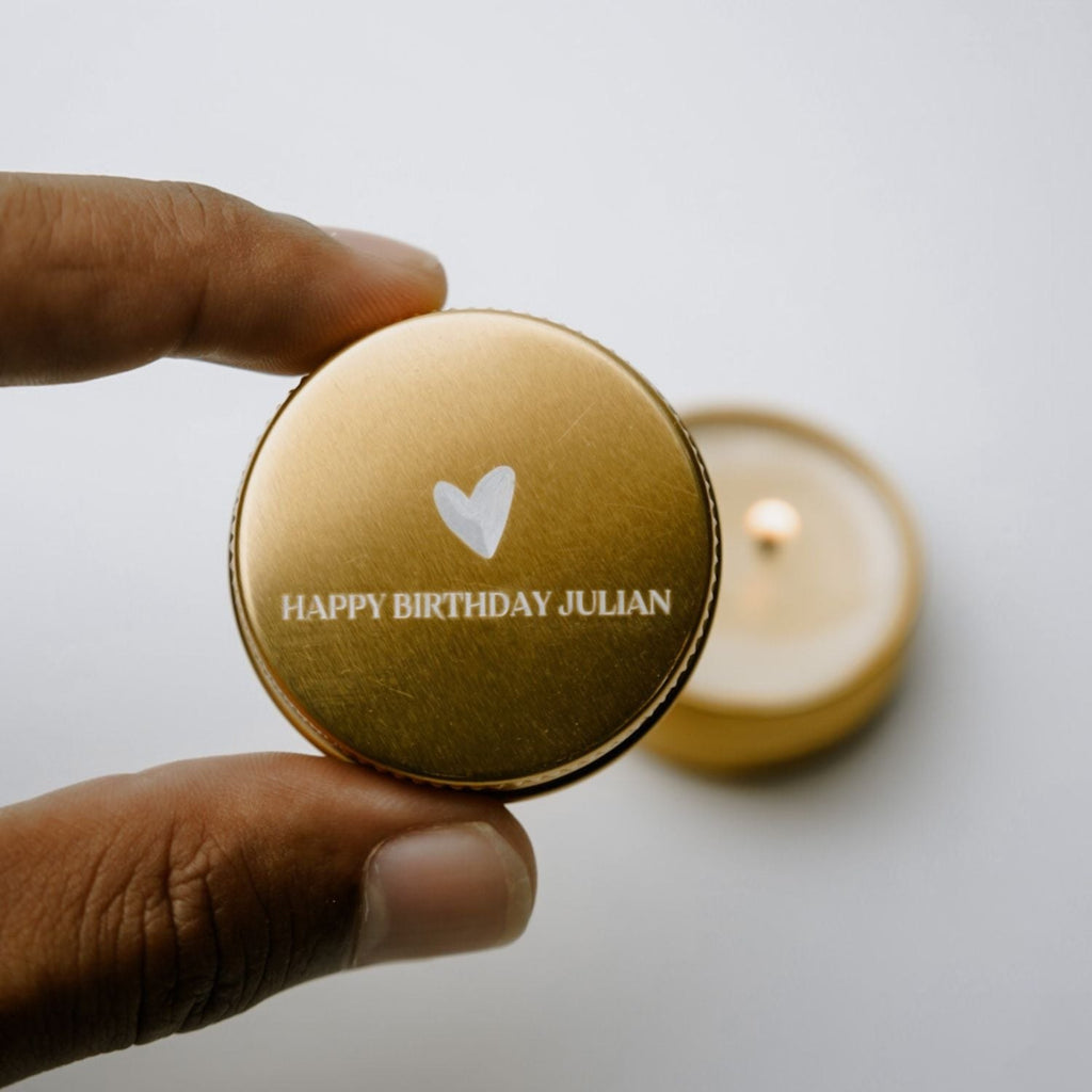 Mini bougie parfumée personnalisée, couvercle doré gravé au prénom